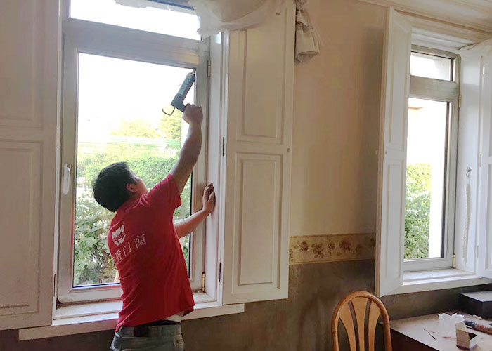 維盾門窗，擁有專業(yè)安裝團(tuán)隊